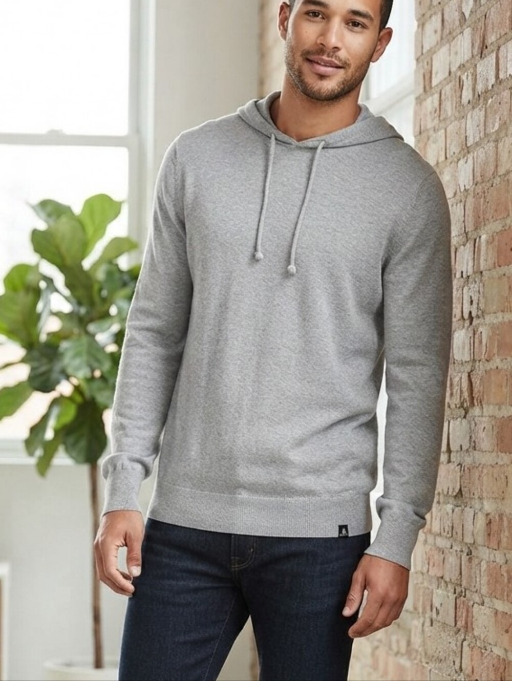 prAna Men’s Grey Lightweight Hooded Sweater – Size Medium